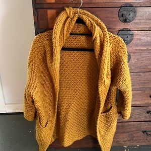 Mustard cardigan size medium knitted